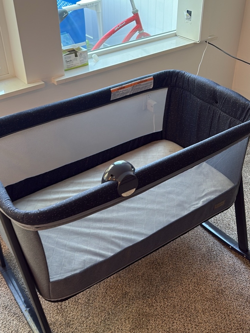 Dream Bassinet Portable Baby Crib - Gray & Black